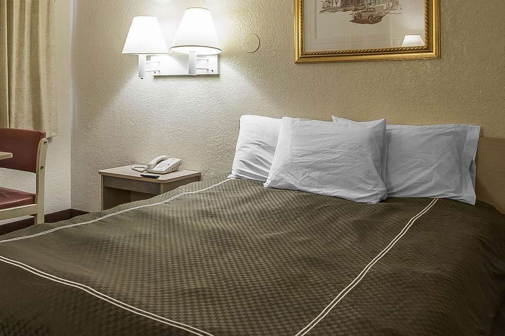 Rodeway Inn Memphis Pokoj fotografie