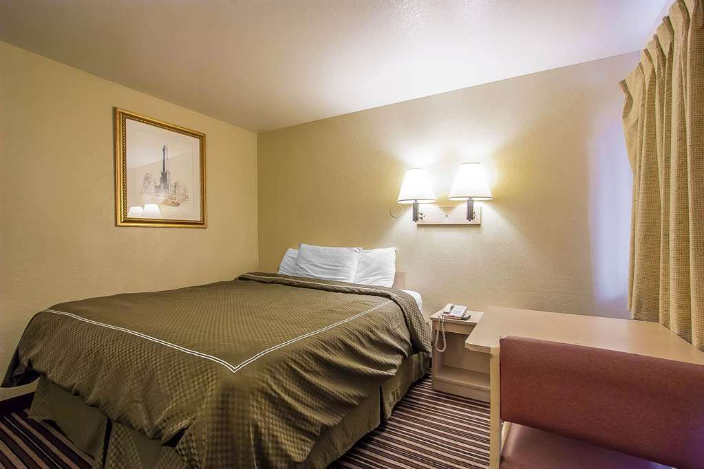Rodeway Inn Memphis Pokoj fotografie